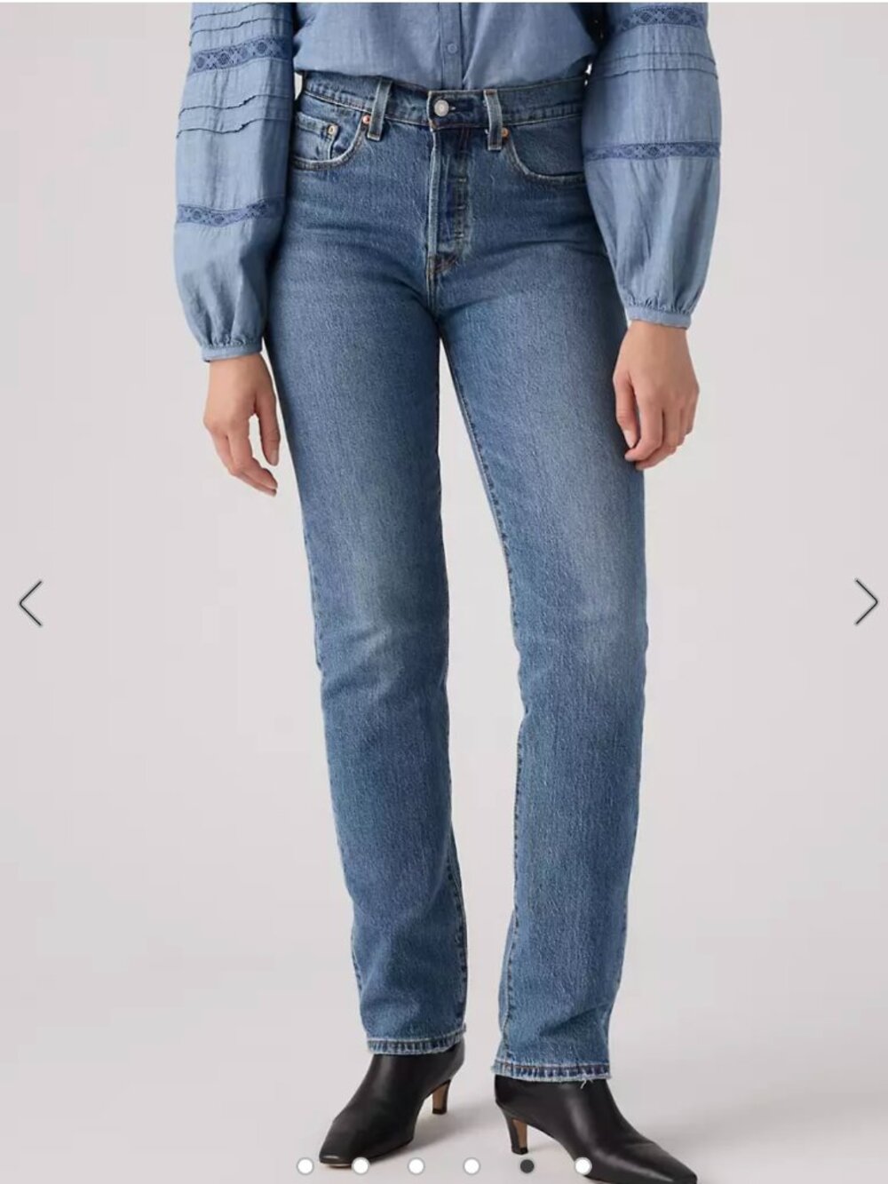 Levi's Original Fit 501 Blue Jeans for Women, Button Fly, Size W27-L30
